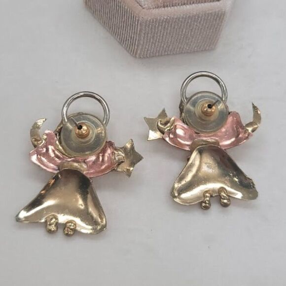 UNBRADED Metal Angel Earrings - Picture 4 of 4
